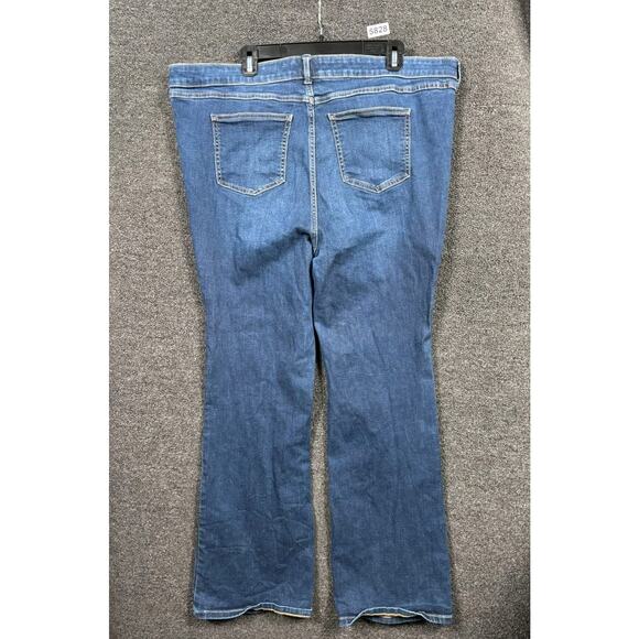 Torrid MidFit Slim Boot Jeans Womens Size 20R Blue Denim Super Soft Mid-Rise - Picture 2 of 8